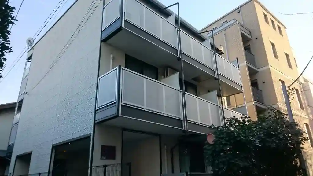 レオパレスサクラパークB 外観