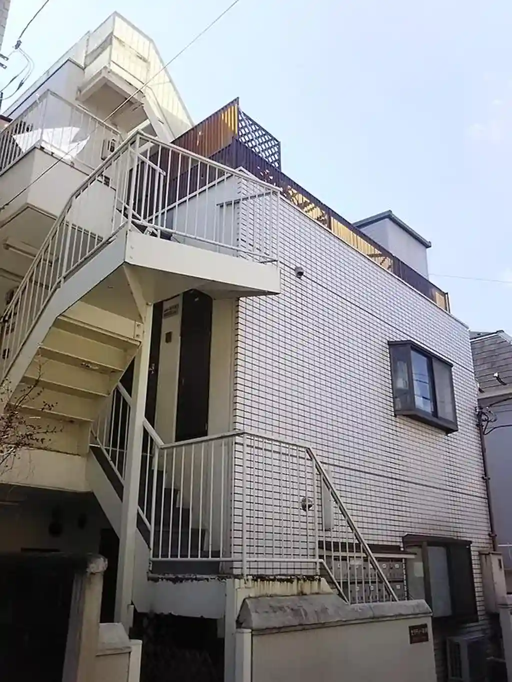 セラティー平川 外観