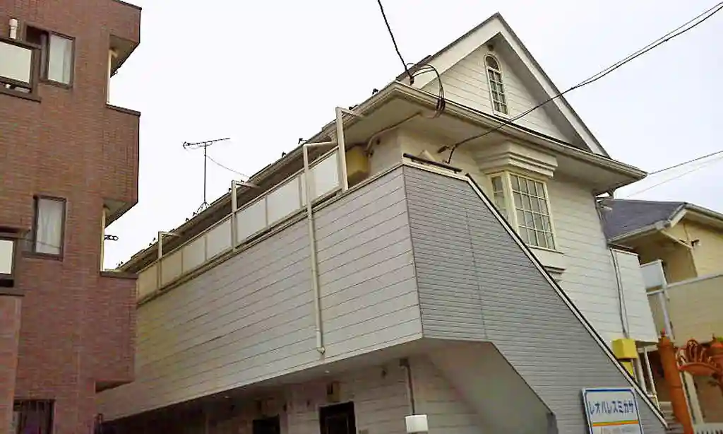 レオパレスミカサ 外観