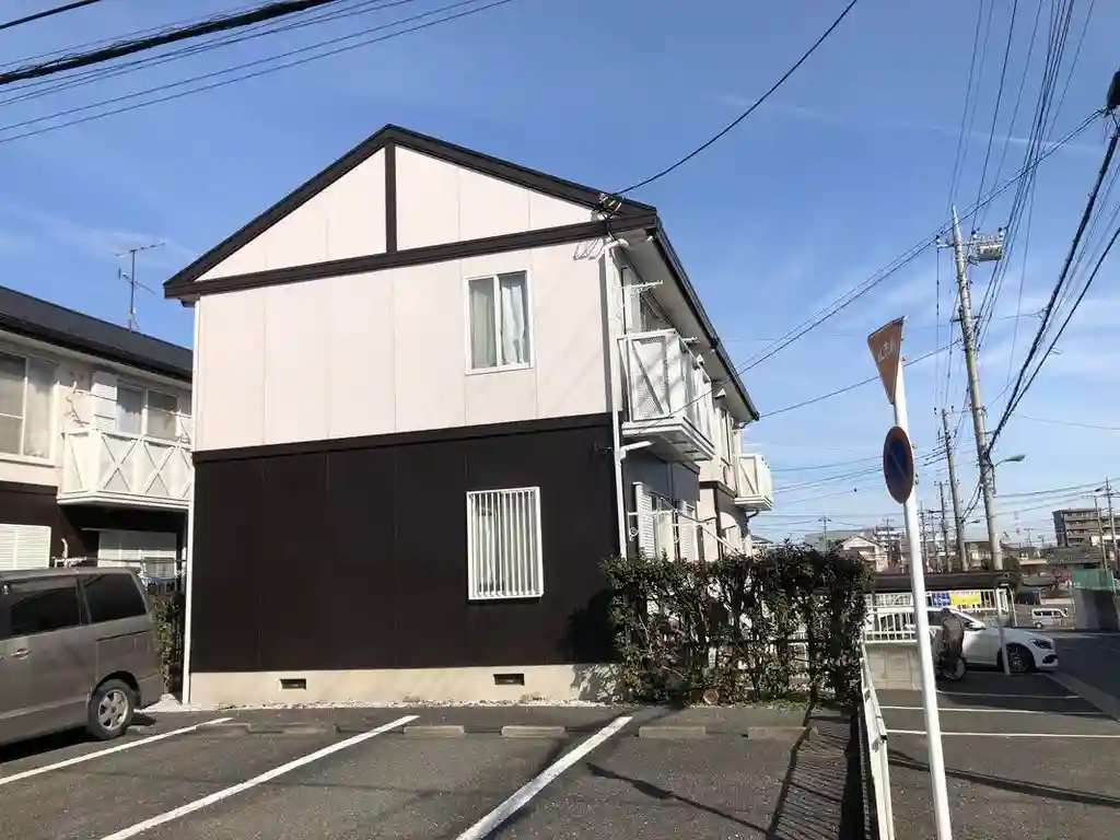 ベリエスガールB棟 外観