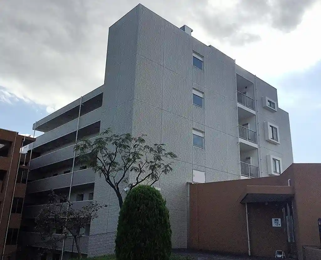 ヒルハイツたまプラーザソルヴィルC棟 外観
