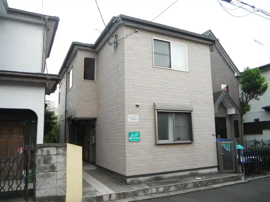 グリーンオリーブ 外観