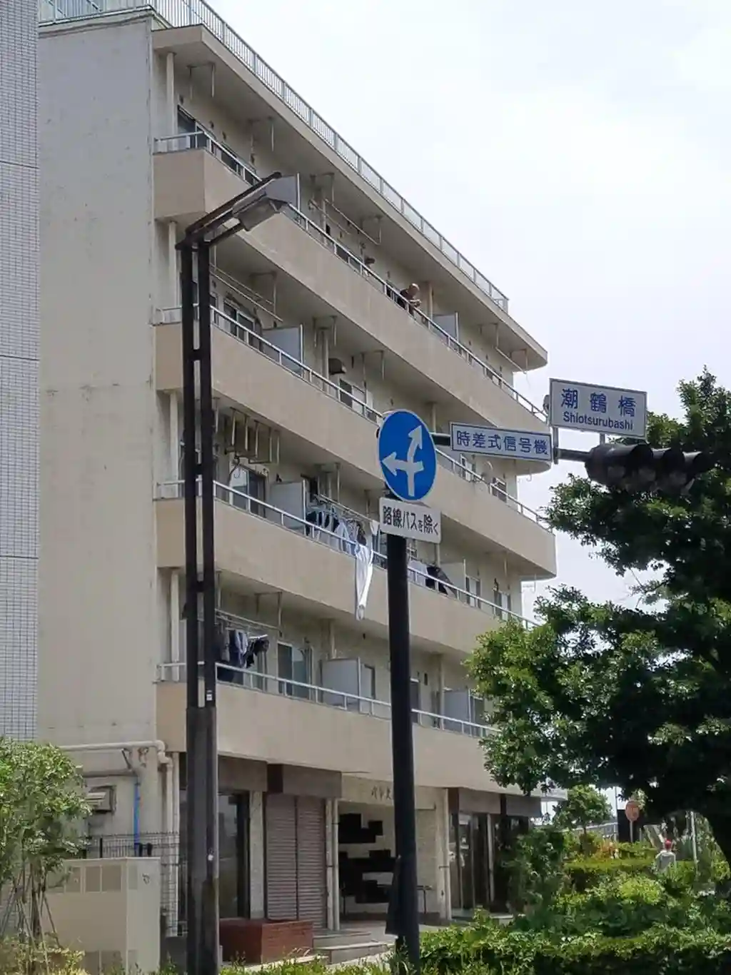 パレス鶴見 外観