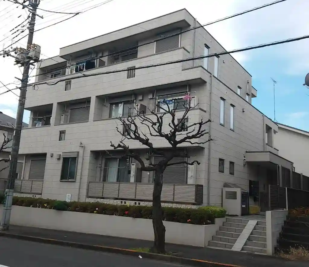 レガーロ 外観