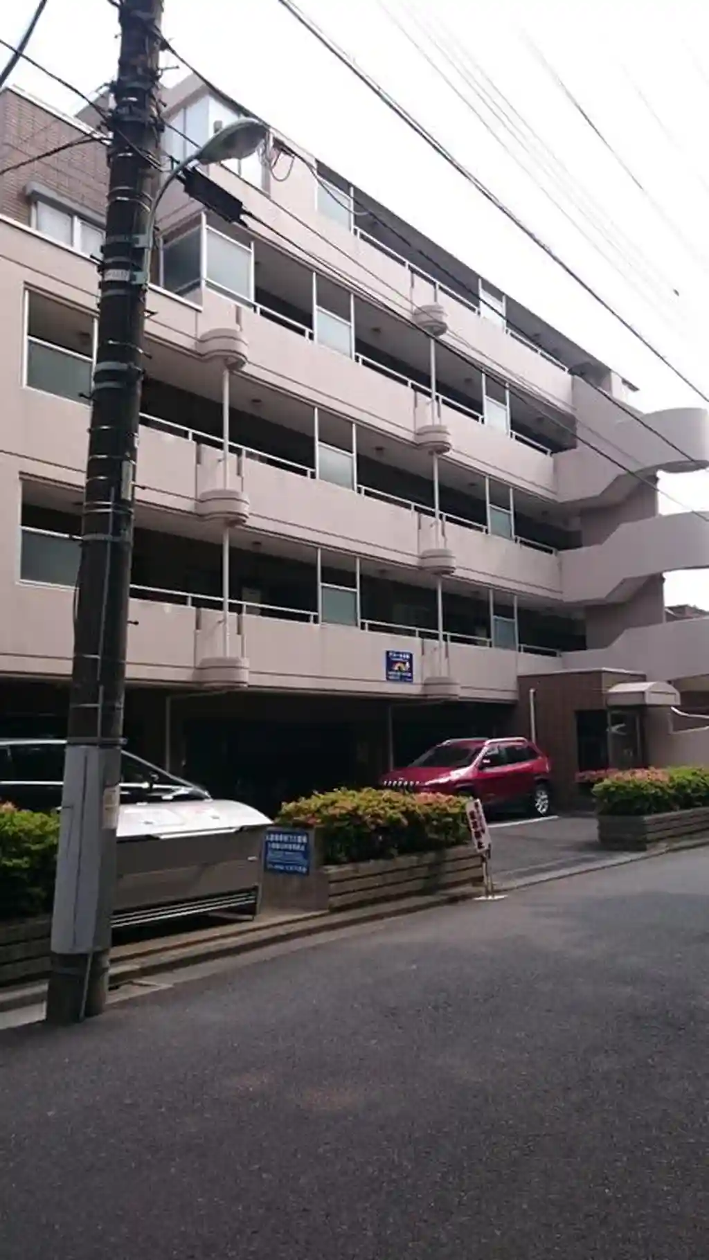 ドミール石塚 外観