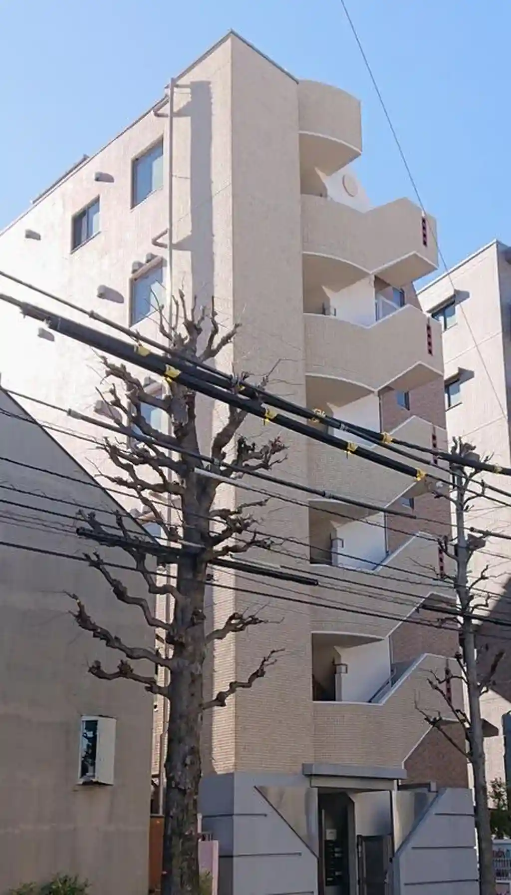 コンフォールヴィラ 外観