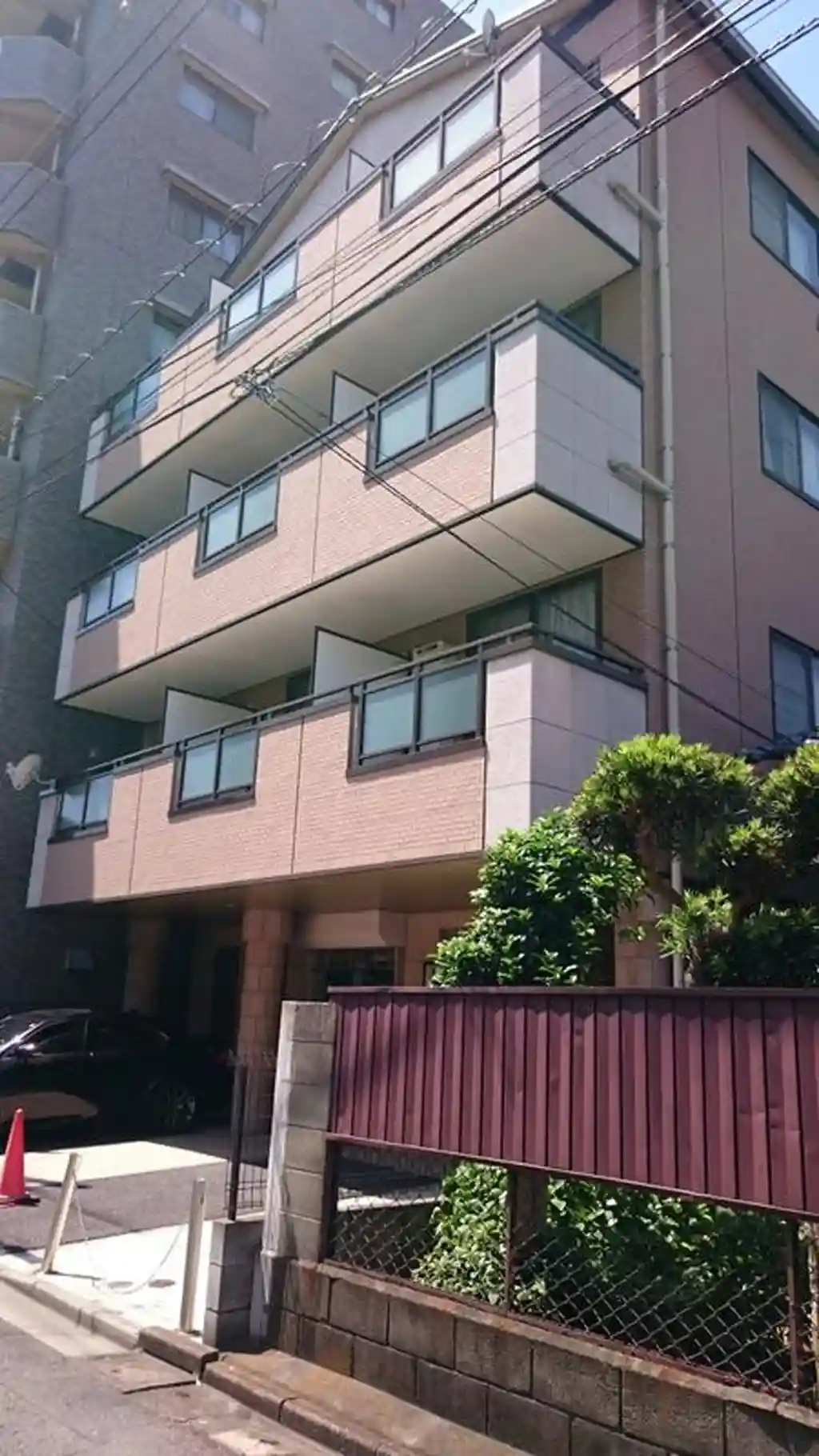 ライジングハウス 外観