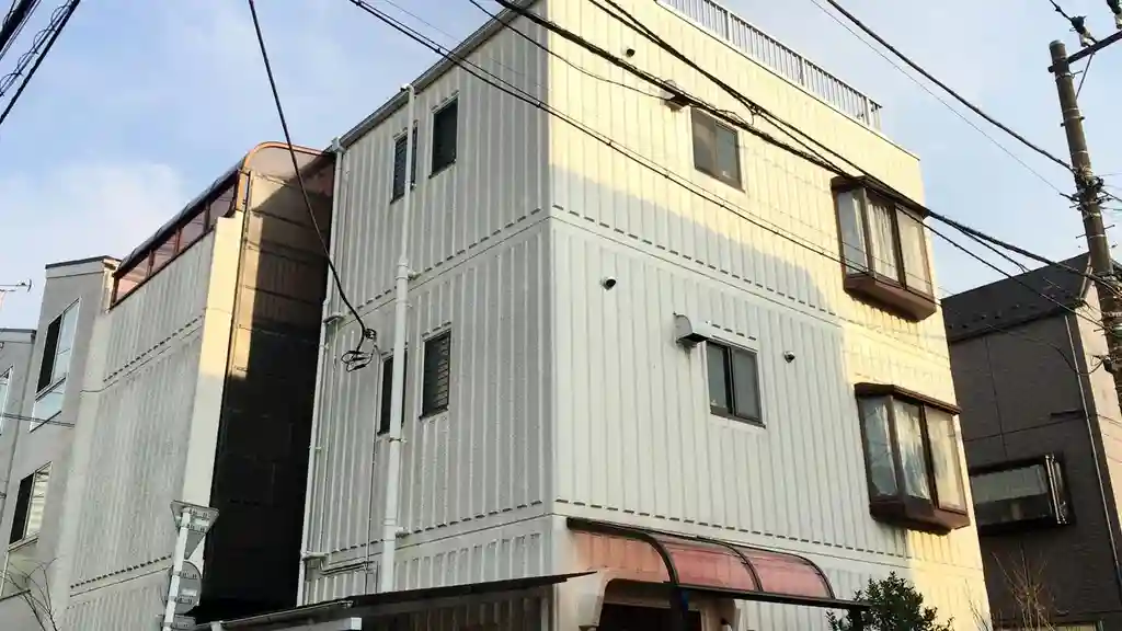 ホワイトブルーハイツ 外観