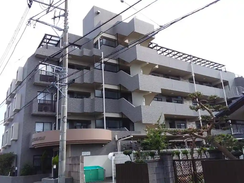 ビッグヴァン湘南台 外観