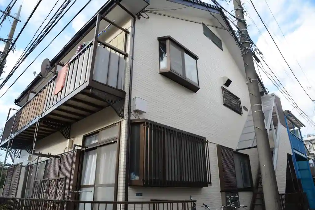 レオ・ドミール 外観