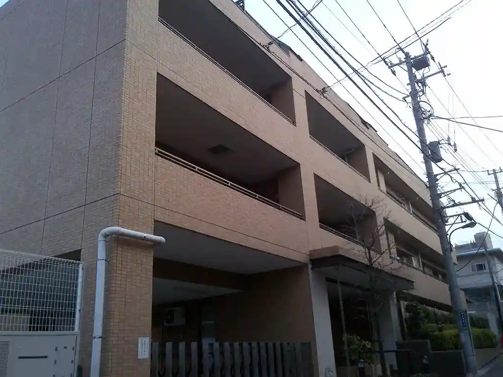 ファミールグラン四谷 外観