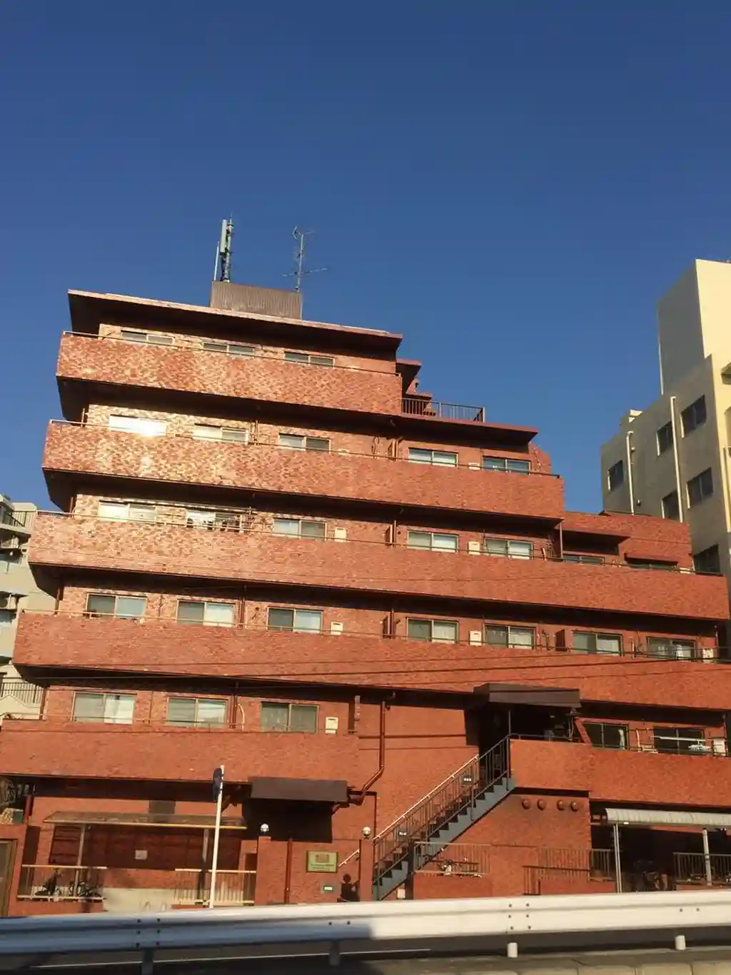 ライオンズマンション鷺沼第3 外観