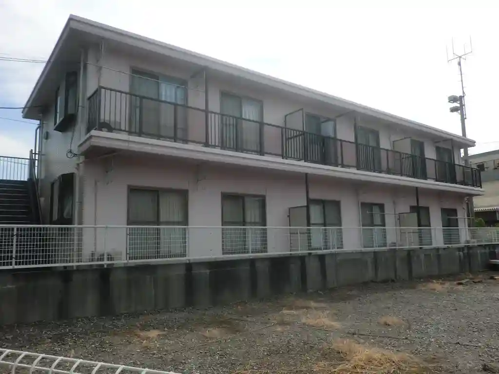 コンフレール湘南A 外観