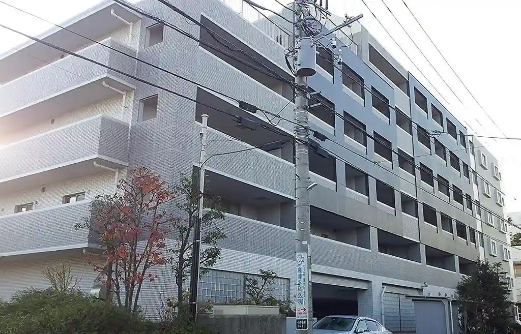 ライオンズステーションプラザ十日市場 外観