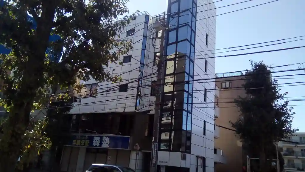 スペースタウン 外観