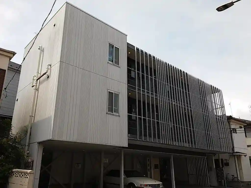 B-FLAT 外観