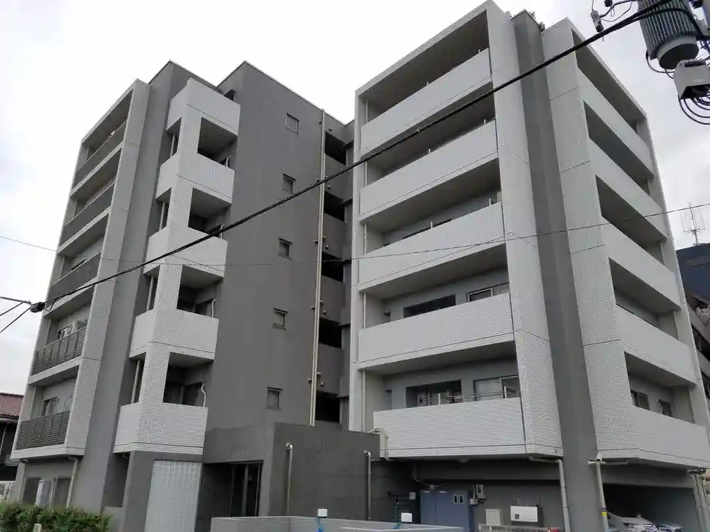 ベルヴィータ大和 外観