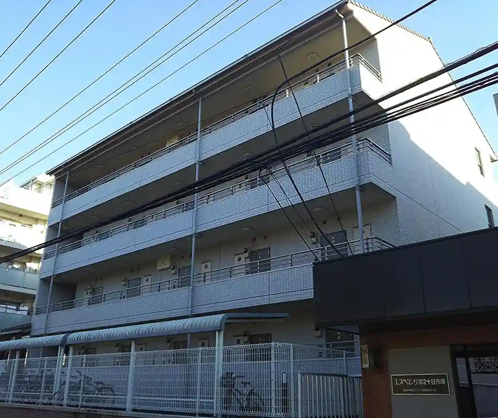 トレーフル 外観