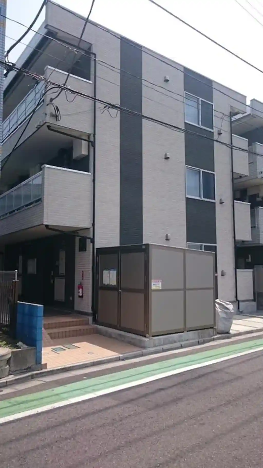 リブリ・Baraen 外観