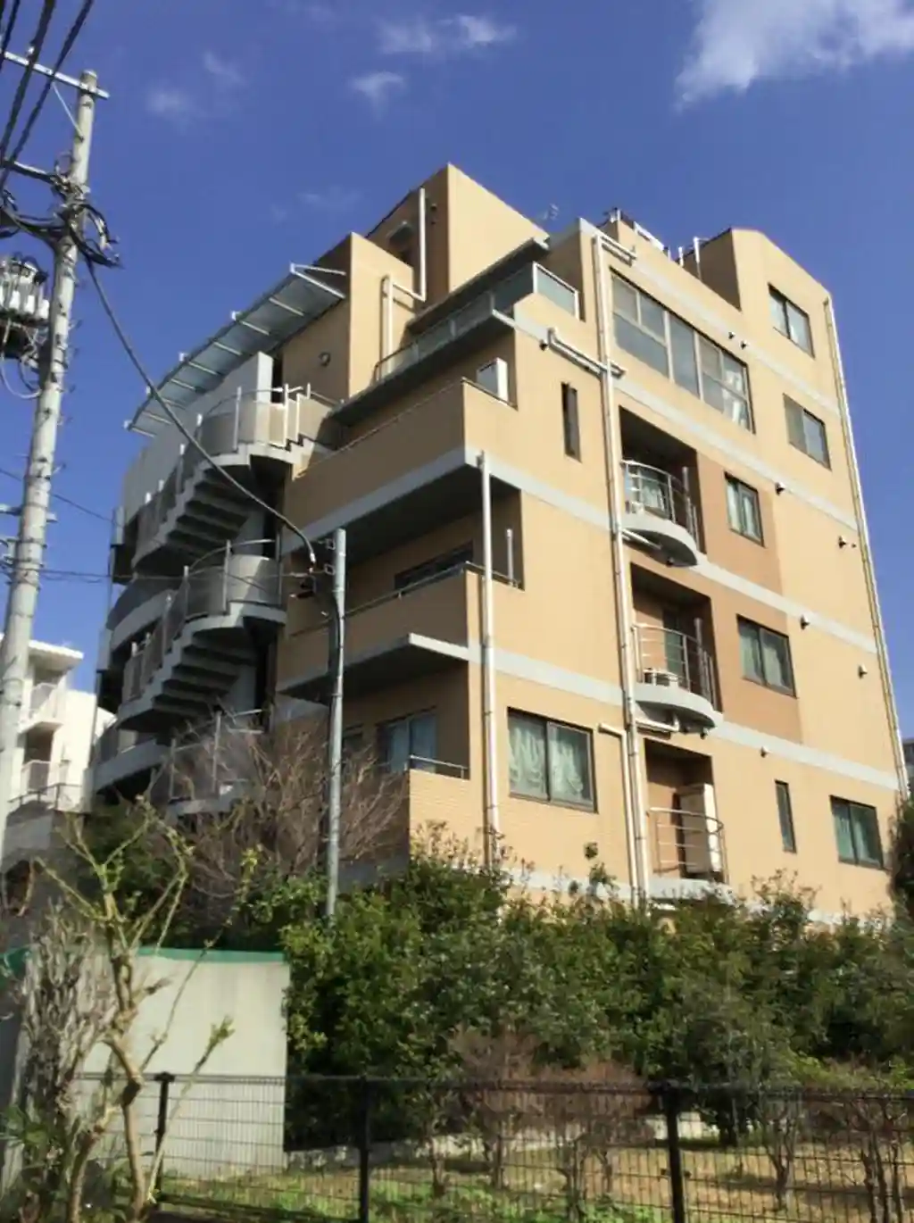 S・ファミーユ 外観