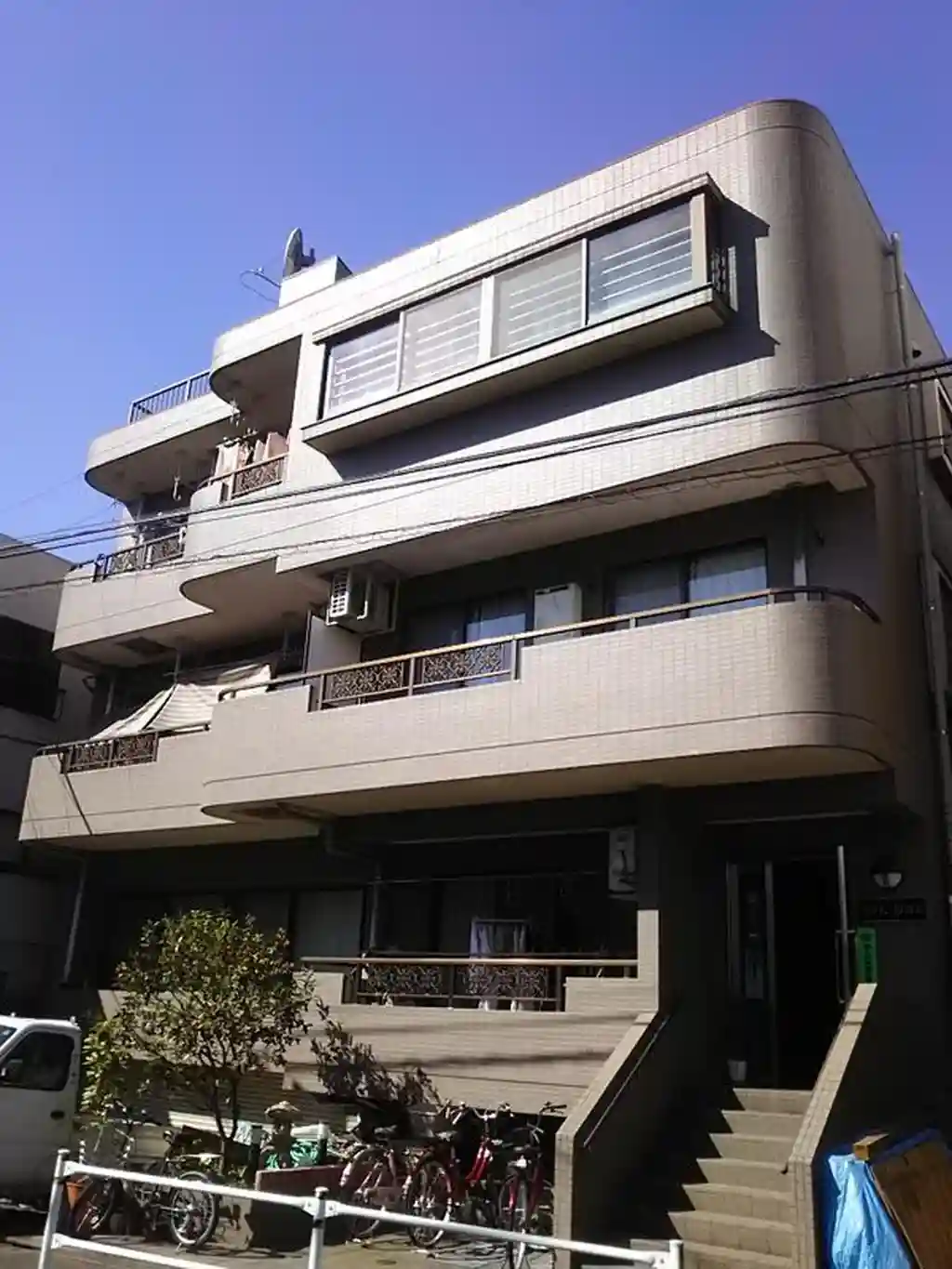 ハイムロゴス 外観
