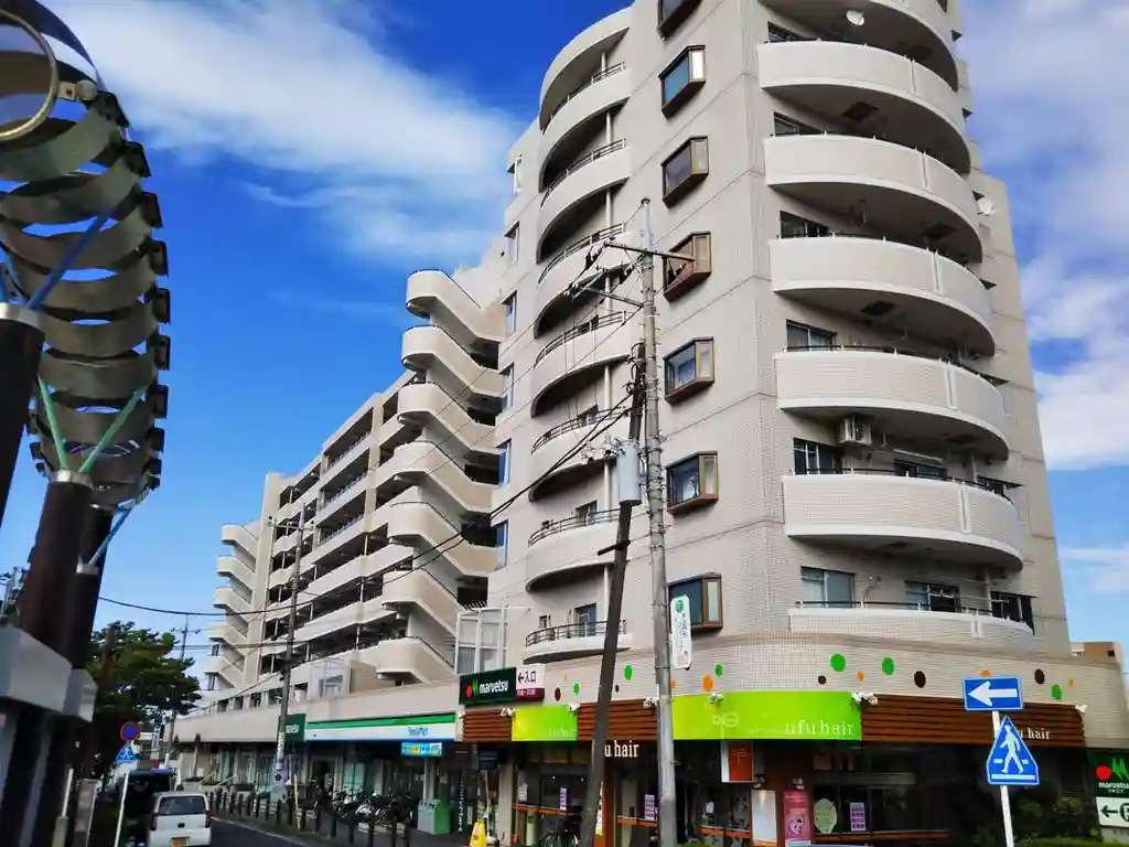 UR都市機構プラザ唐木田 外観