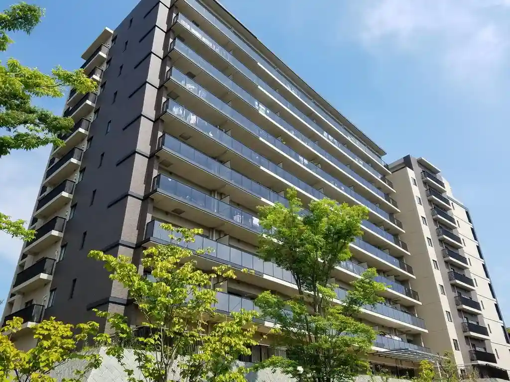 Brillia City 横浜磯子D棟 外観