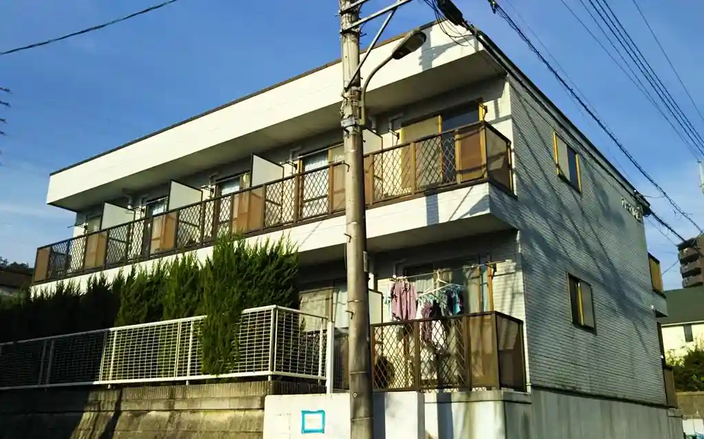 アドニス015 外観