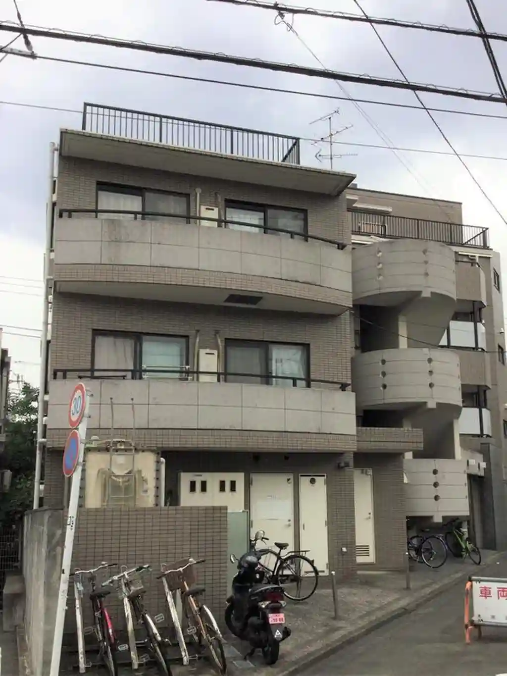 クレストエイワ 外観