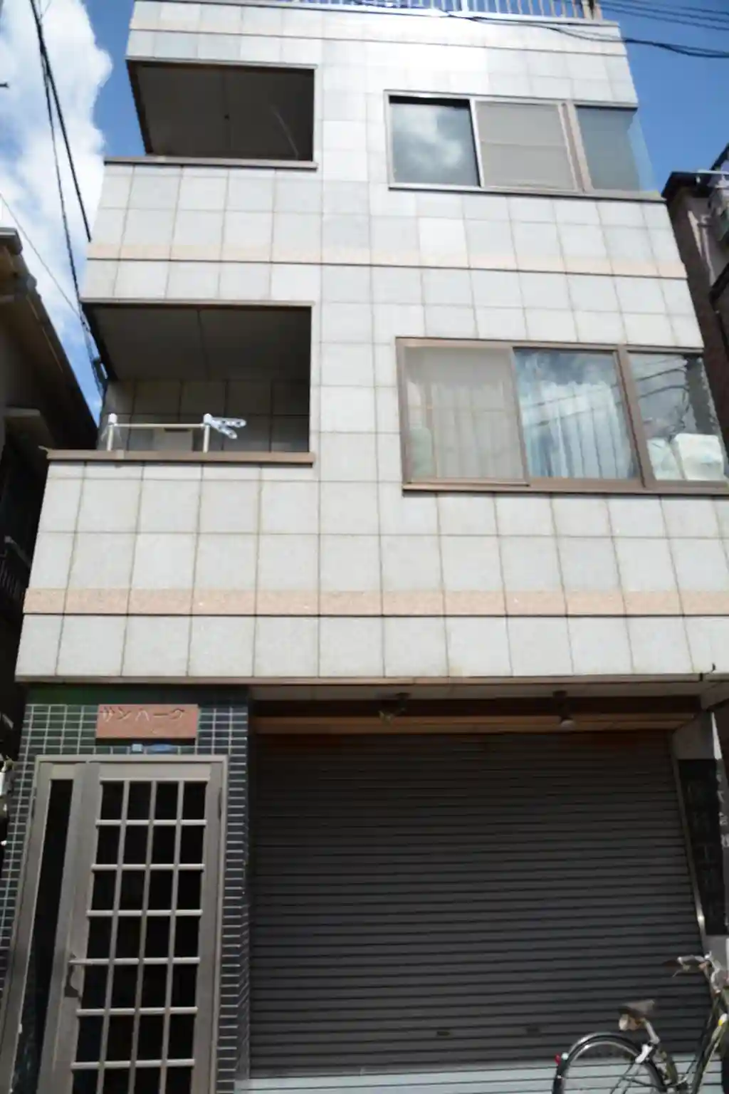 サンパークHK 外観