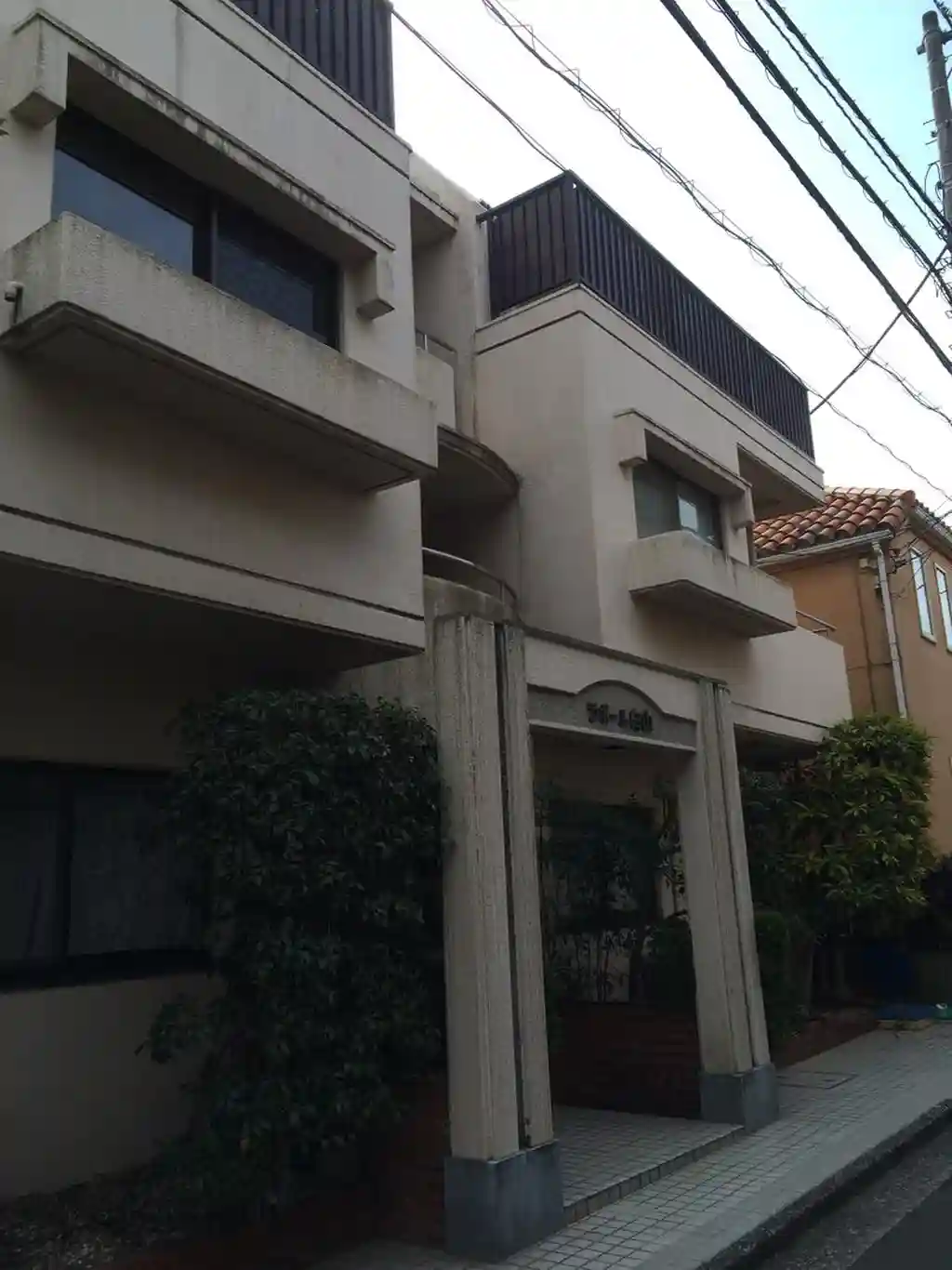 ラポール白山 外観