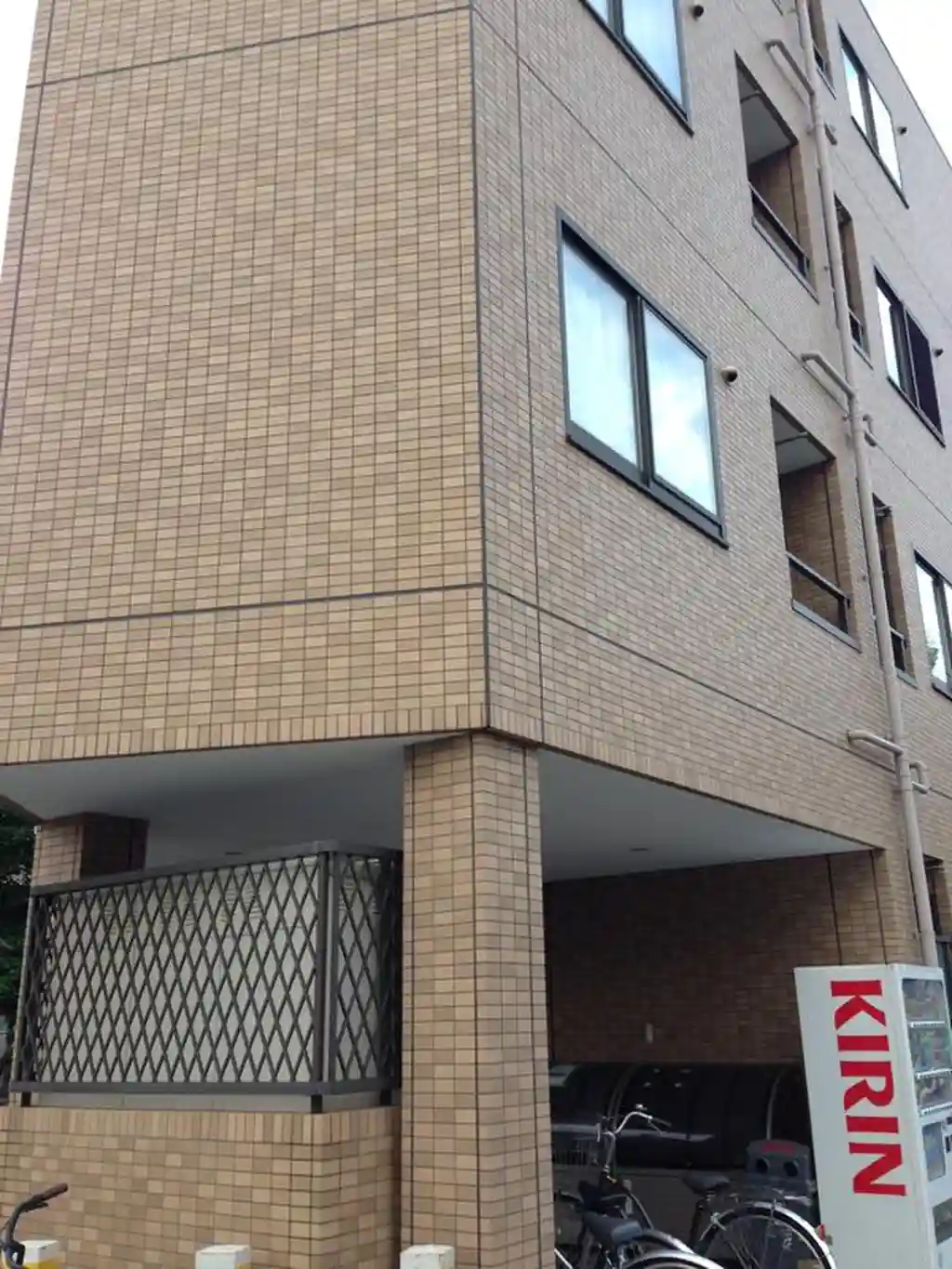 ラピュータ綾瀬 外観