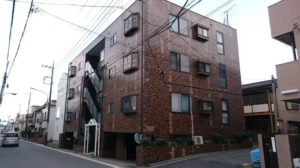ロイヤル ハウス 外観