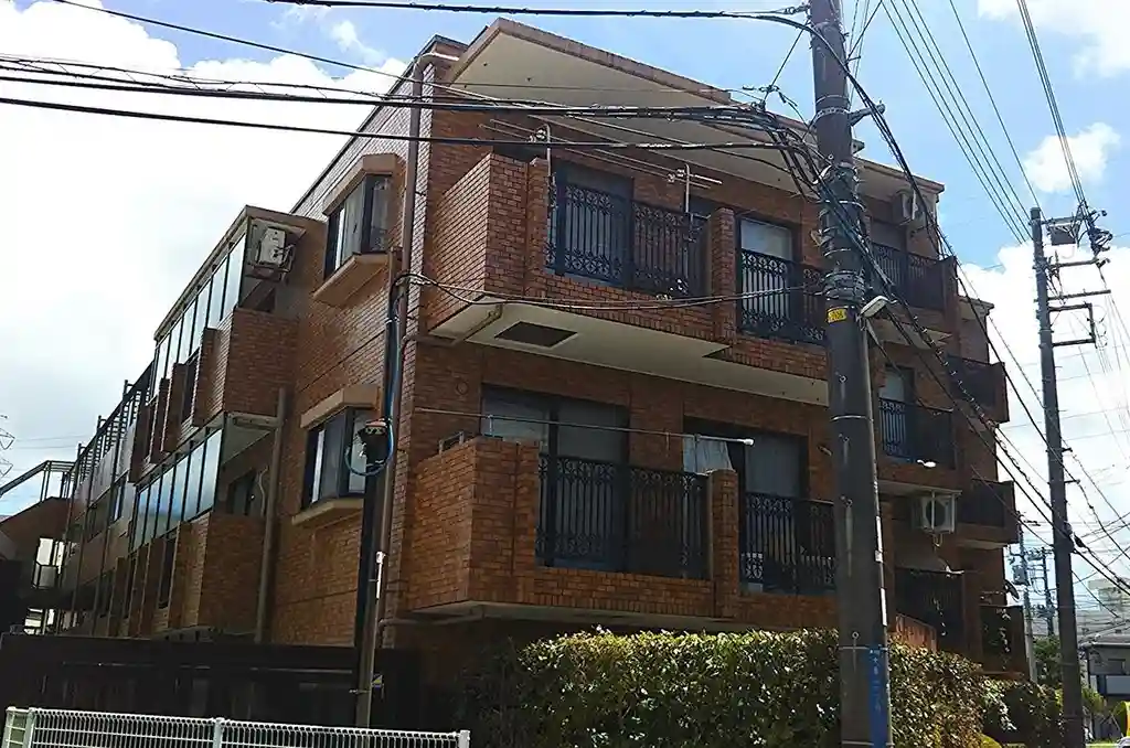 ニックシルクハイム大倉山 外観