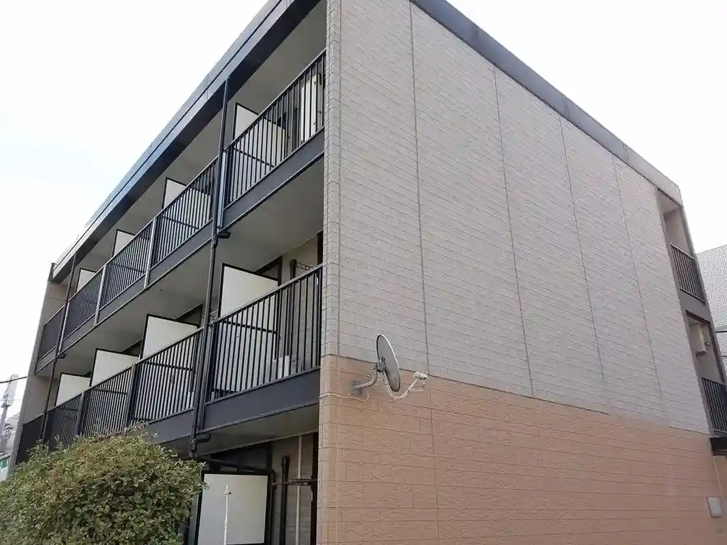 レオパレス行徳エステート 外観