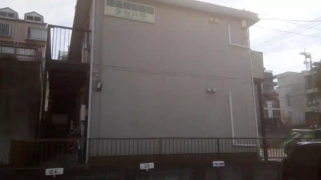 タカハラ 外観