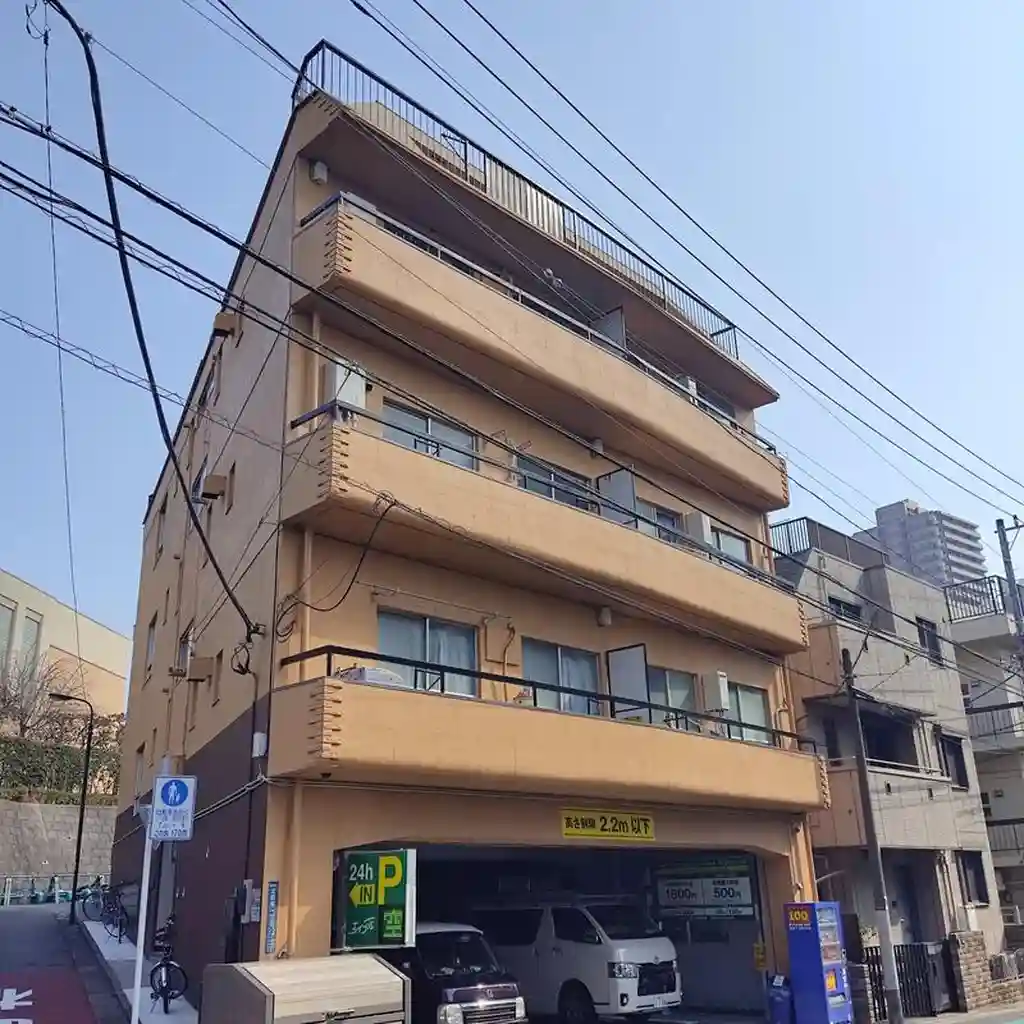 percer西新宿 外観