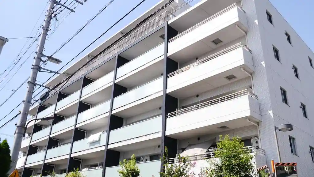 クリオ西国立 外観