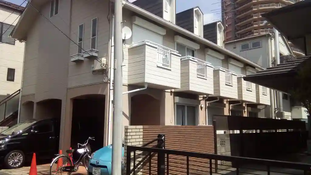 アブニール橋本 外観