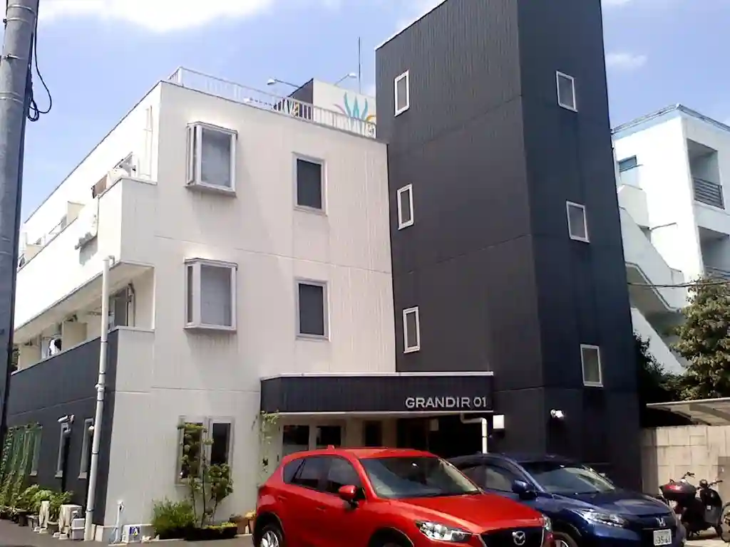 GRANDIR01 外観