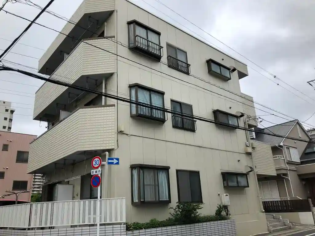 マカハ・イン 外観