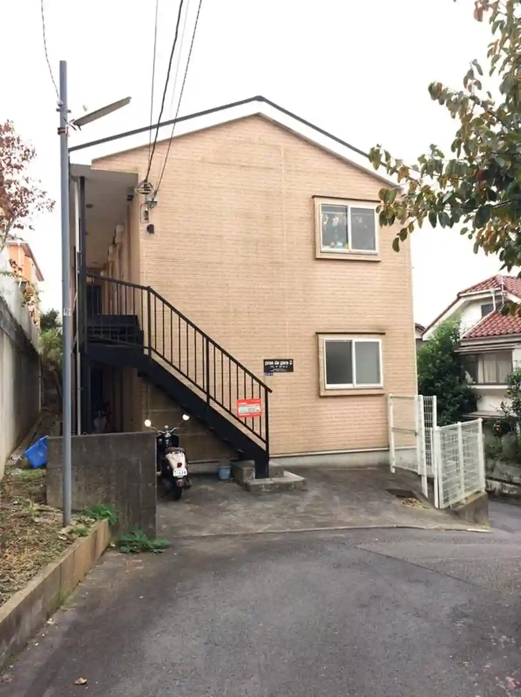 プレ・デ・ガール百合丘2 外観
