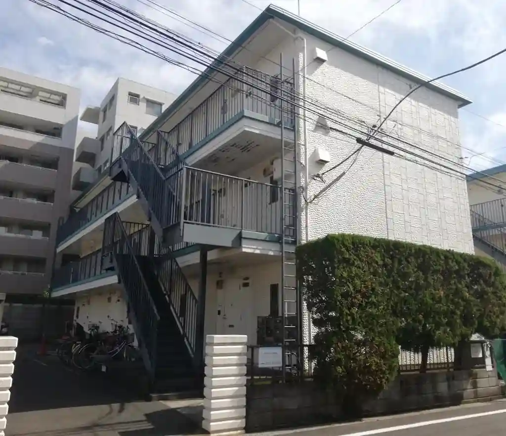 セラミックハイツ鶴見A 外観