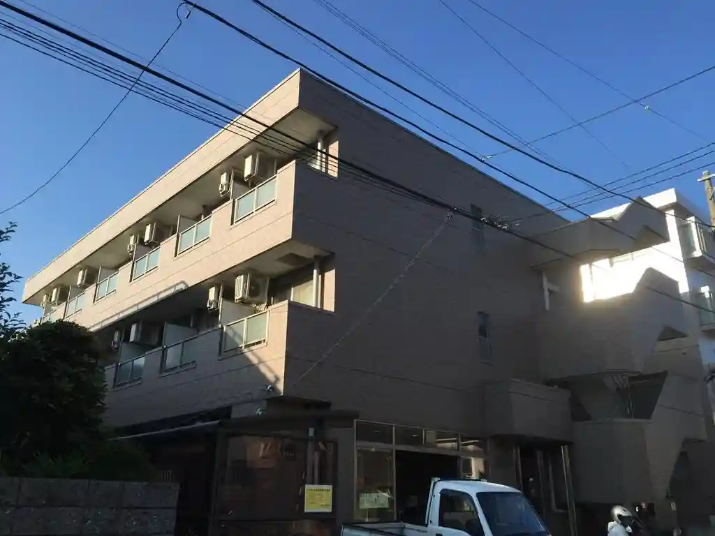 ハイウェル湘南台 外観