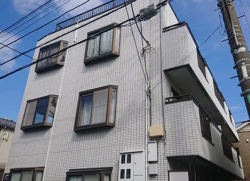 ロードスハイム 外観