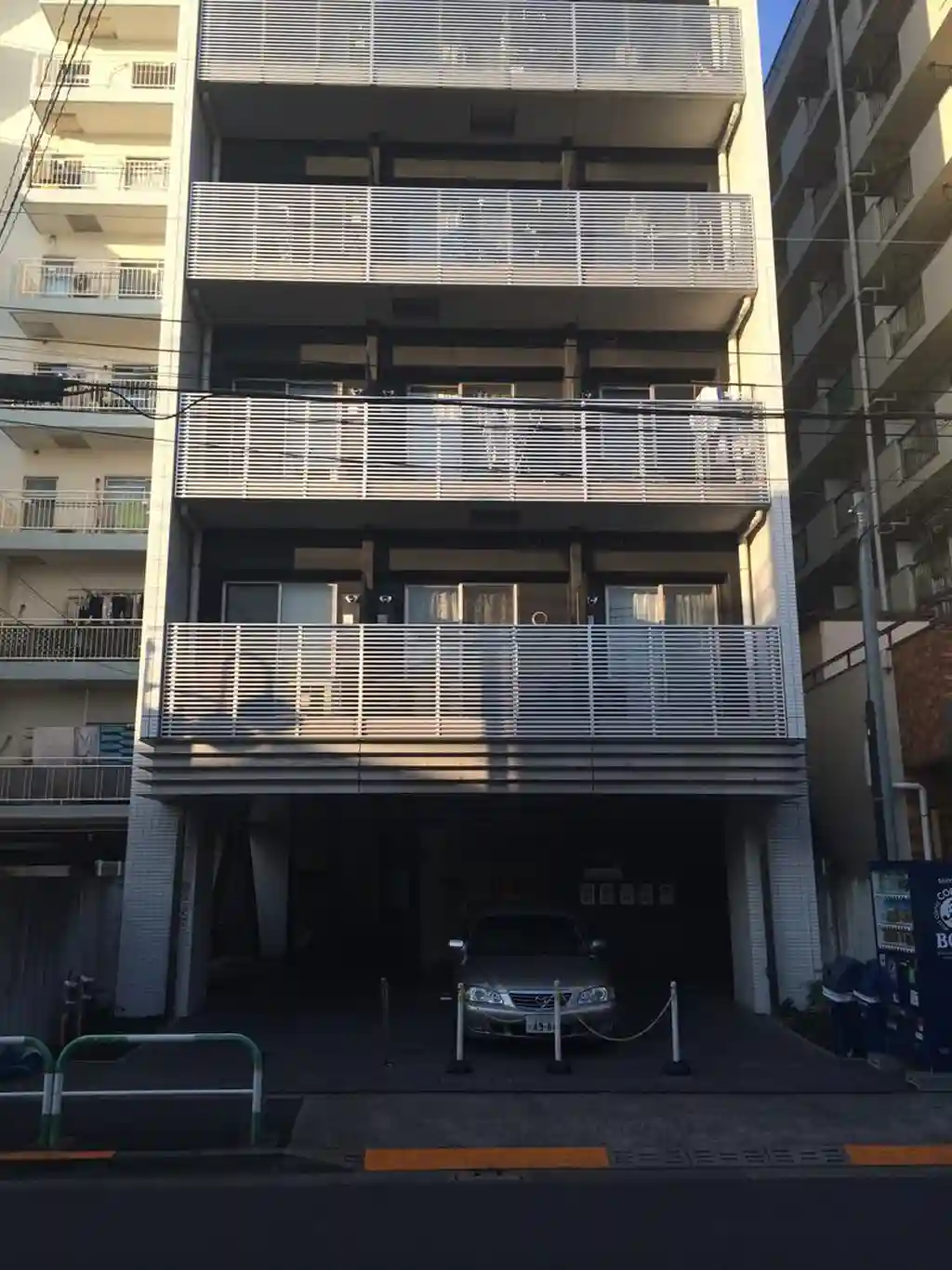 LA.XEBEC東十条 外観