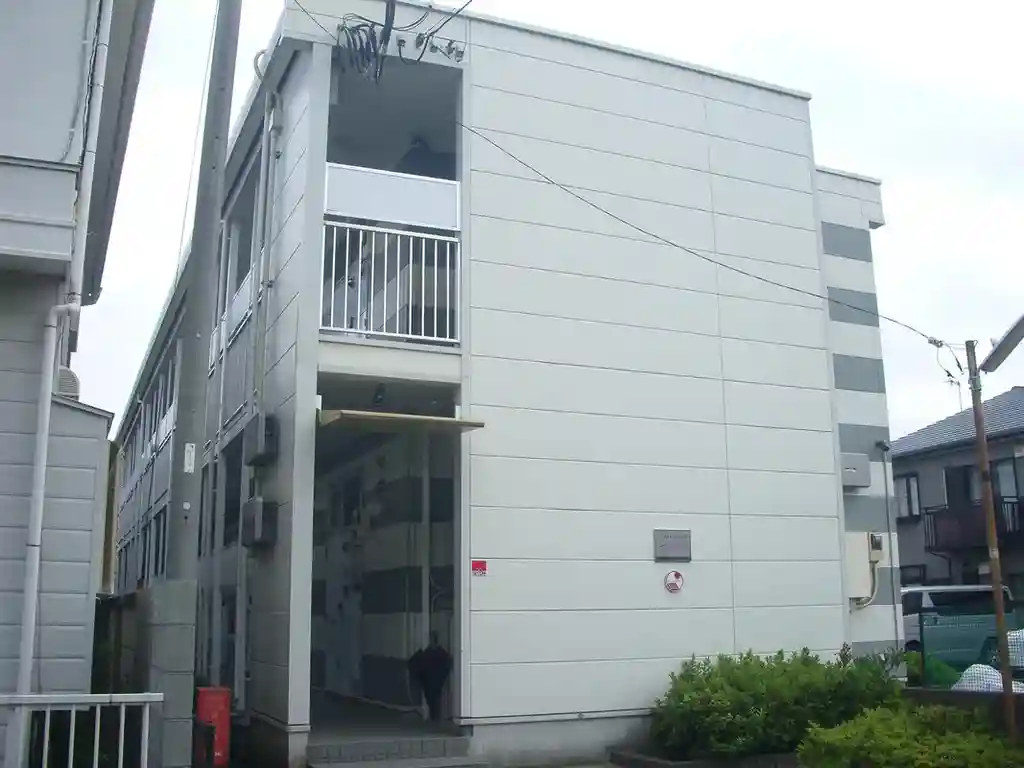 レオパレスくすの木II 外観