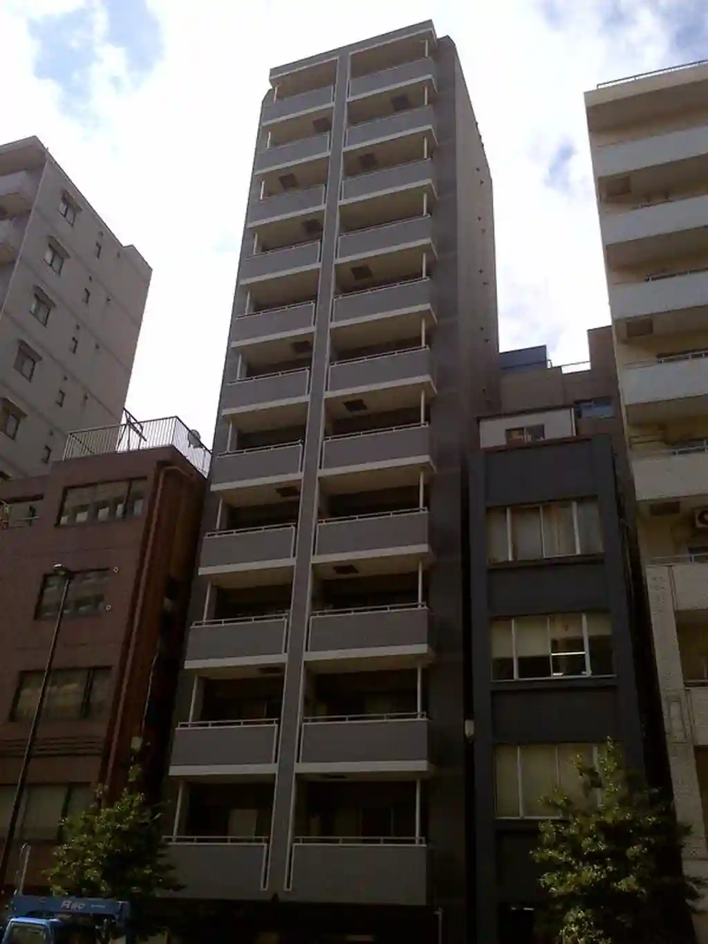 ロアール御茶ノ水妻恋坂 外観
