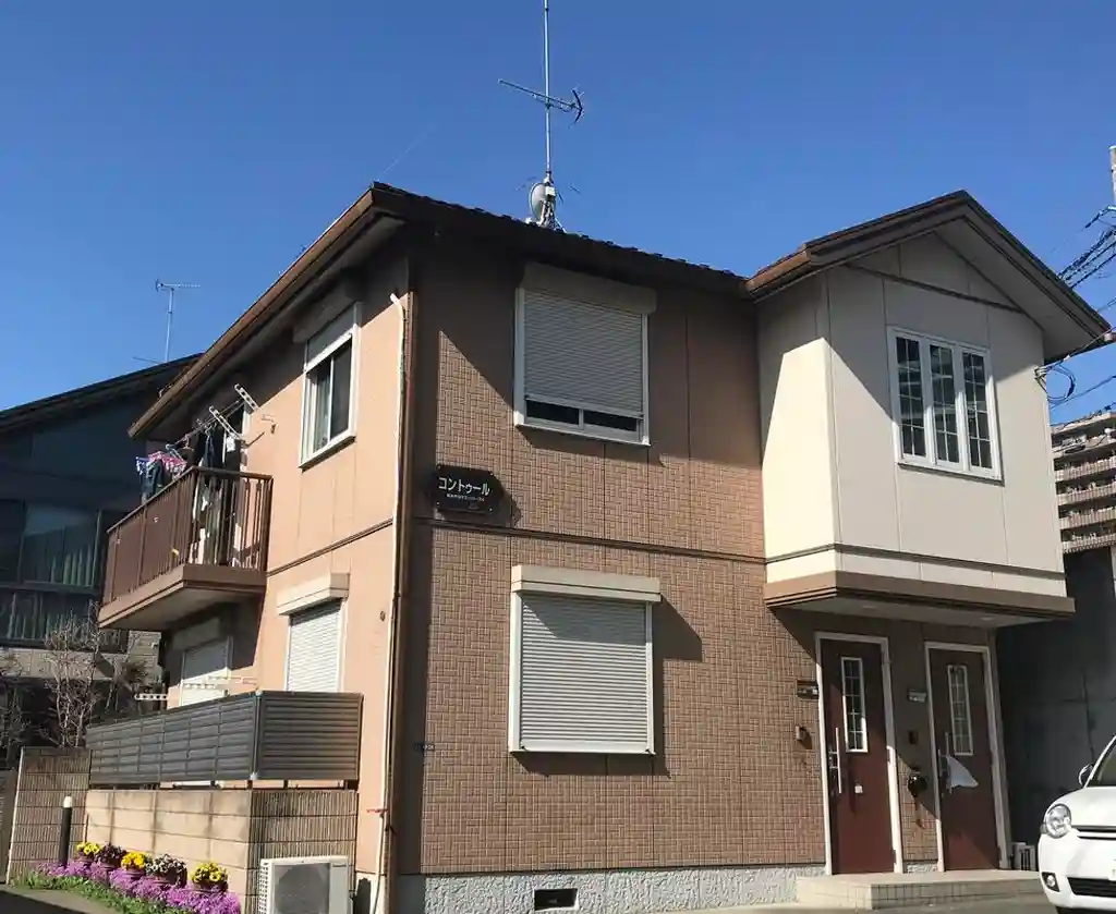 コントゥール 外観