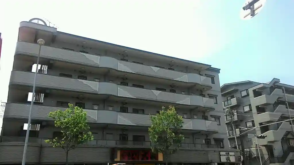クレスト石原 外観